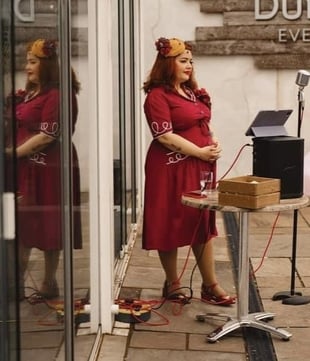 becki-singing-red-velvet-vintage-mic